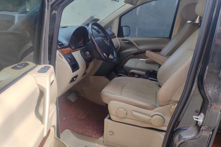 Used Mercedes-Benz Viano 2013 3.0L Comfort Edition Driver Seat