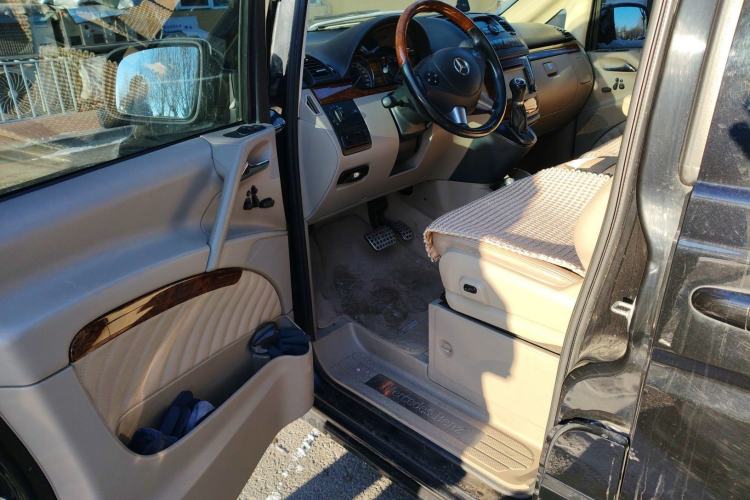 Used Mercedes-Benz Viano 2013 3.0L Navigator Edition Driver Seat