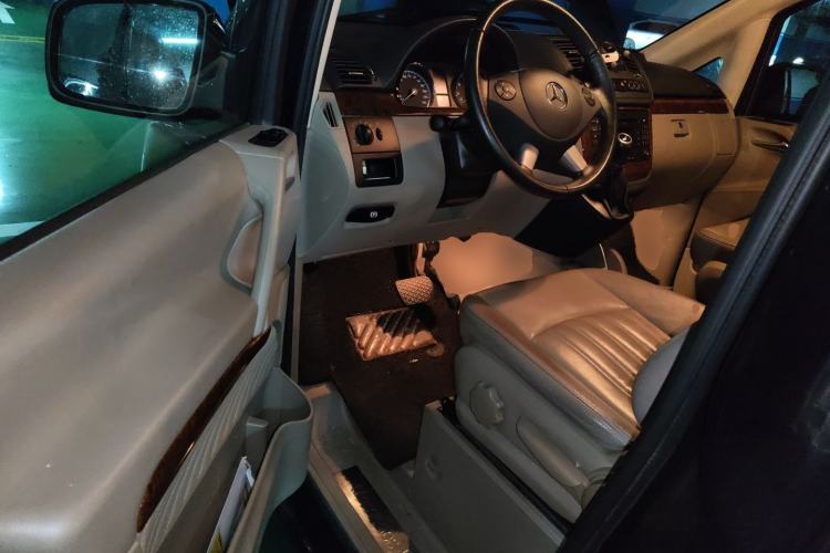 Used Mercedes-Benz Viano 2013 3.0L Comfort Edition Driver Seat