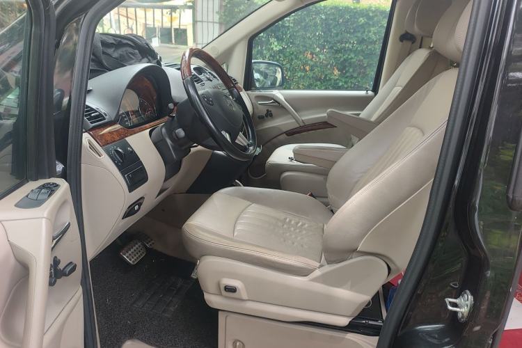 Used Mercedes-Benz Viano 2013 3.0L Navigator Edition Driver Seat