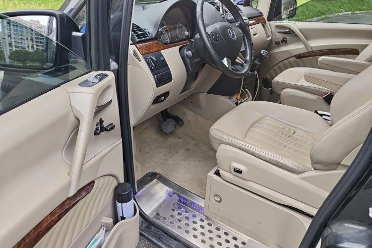 Used Mercedes-Benz Viano 2013 3.0L Navigator Edition Driver Seat