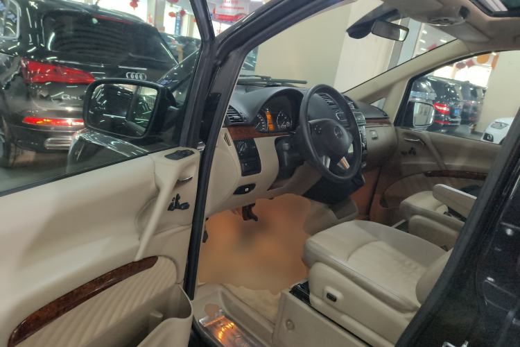 Used Mercedes-Benz Viano 2013 3.0L Navigator Edition Driver Seat