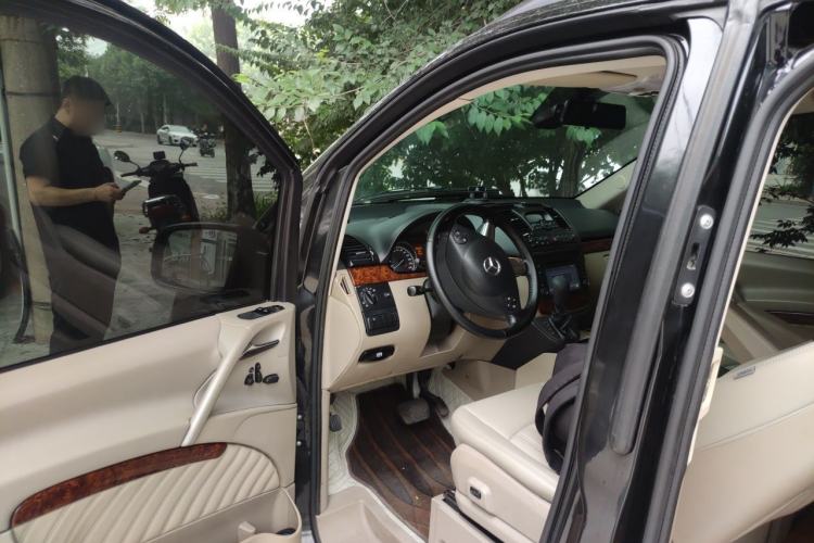 Used Mercedes-Benz Viano 2013 3.0L Navigator Edition Driver Seat