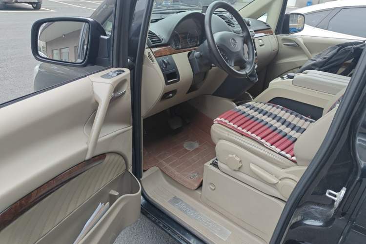 Used Mercedes-Benz Viano 2013 3.0L Comfort Edition Driver Seat