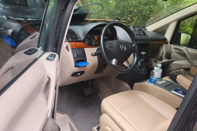 Used Mercedes-Benz Viano 2013 3.0L Comfort Edition Driver Seat