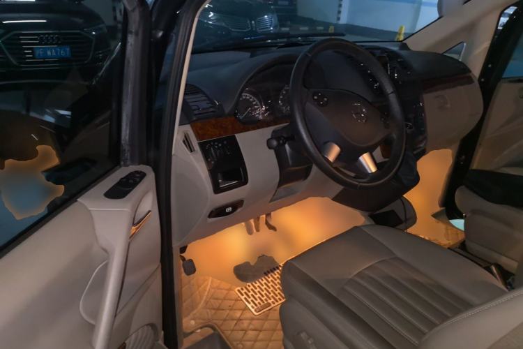 Used Mercedes-Benz Viano 2013 3.0L Comfort Edition Driver Seat