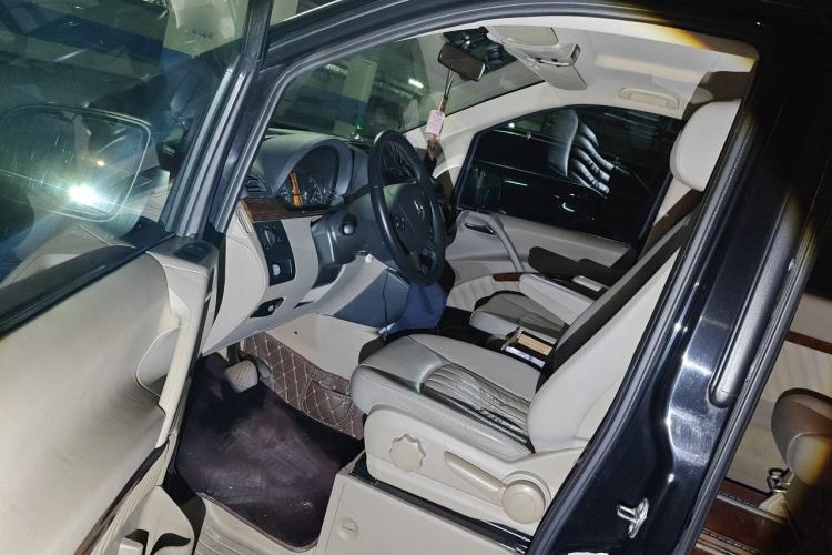 Used Mercedes-Benz Viano 2013 3.0L Comfort Edition Driver Seat