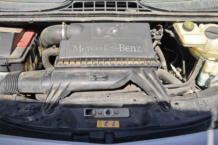 Used Mercedes-Benz Viano 2013 3.5L Haoci version Engine Bay