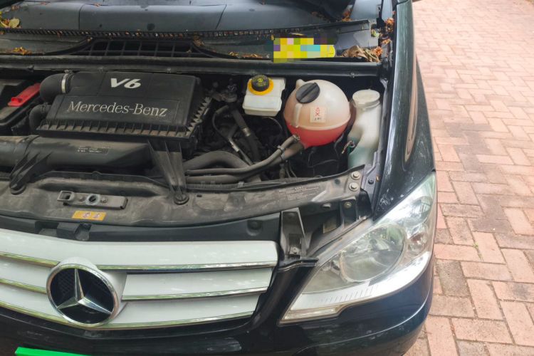 Used Mercedes-Benz Viano 2013 3.0L Comfort Edition Engine Bay Left