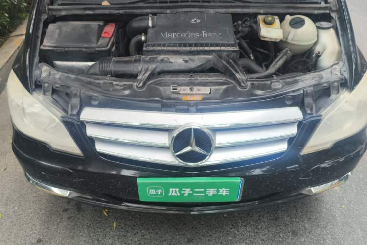 Used Mercedes-Benz Viano 2013 3.0L Comfort Edition Engine Bay