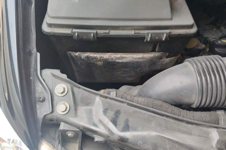 Used Mercedes-Benz Viano 2013 3.0L Navigator Edition Engine Bay Right