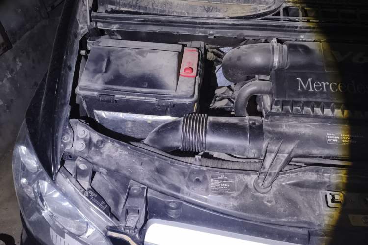 Used Mercedes-Benz Viano 2013 3.0L Comfort Edition Engine Bay Right