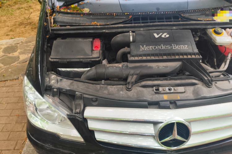 Used Mercedes-Benz Viano 2013 3.0L Comfort Edition Engine Bay Right