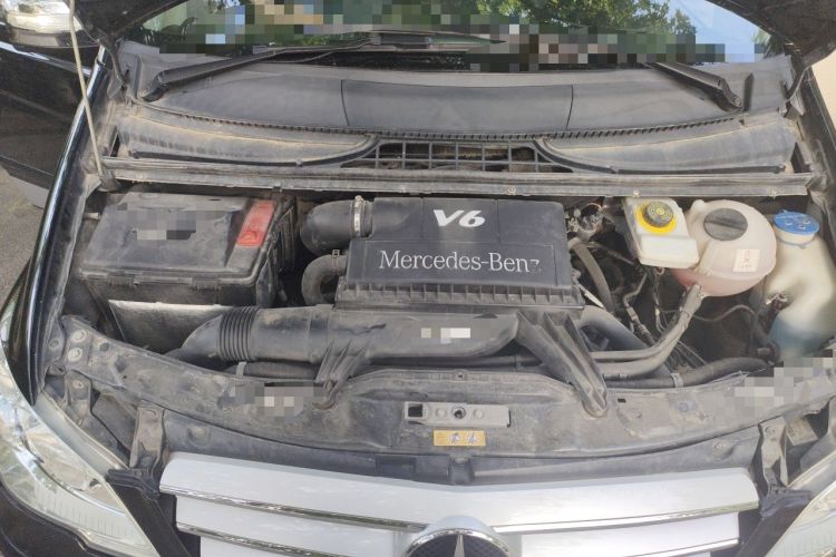 Used Mercedes-Benz Viano 2013 3.0L Comfort Edition Engine Bay