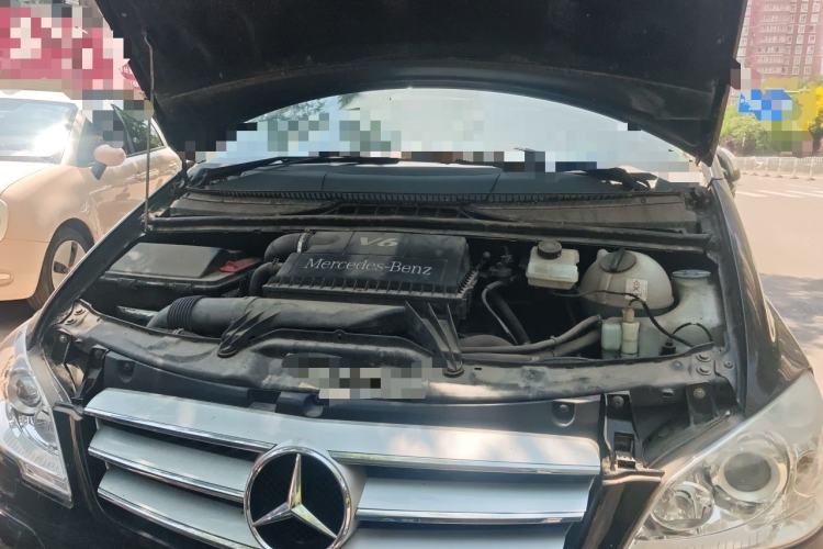 Used Mercedes-Benz Viano 2013 3.0L Navigator Edition Engine Bay