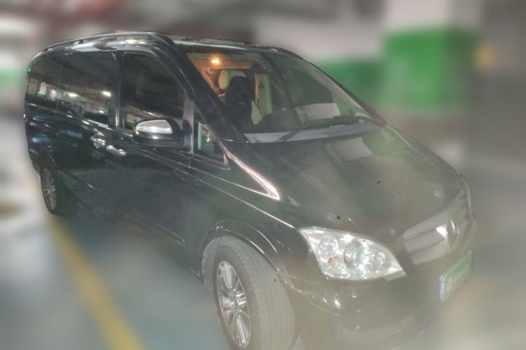 Used Mercedes-Benz Viano 2013 3.0L Navigator Edition Exterior 2