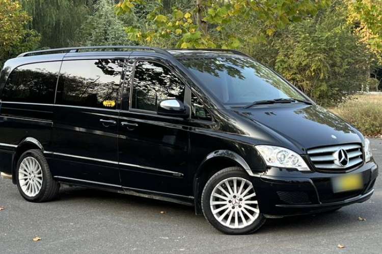 Used Mercedes-Benz Viano 2013 3.5L Haoci version Exterior 2