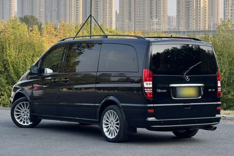 Used Mercedes-Benz Viano 2013 3.5L Haoci version Exterior 3