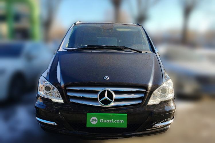 Used Mercedes-Benz Viano 2013 3.0L Navigator Edition Front