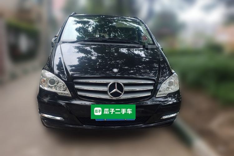Used Mercedes-Benz Viano 2013 3.0L Navigator Edition Front