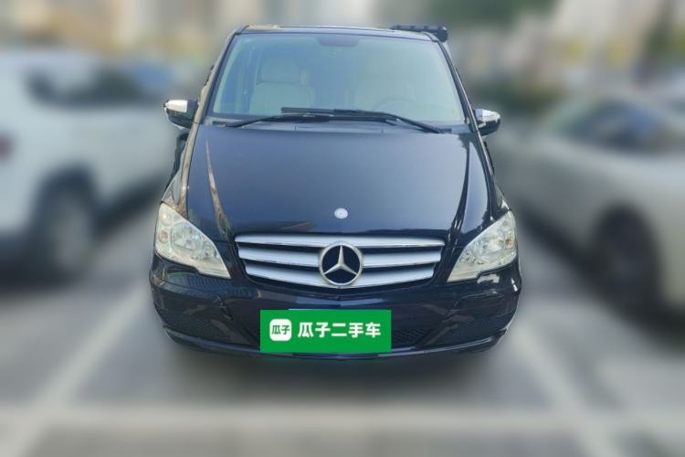 Used Mercedes-Benz Viano 2013 3.0L Comfort Edition Front