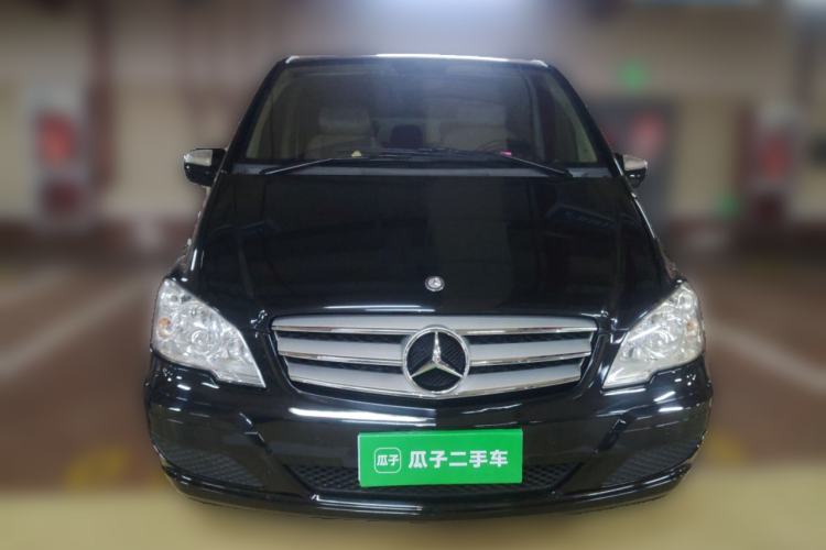 Used Mercedes-Benz Viano 2013 3.0L Comfort Edition Front