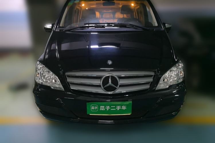 Used Mercedes-Benz Viano 2013 3.0L Comfort Edition Front