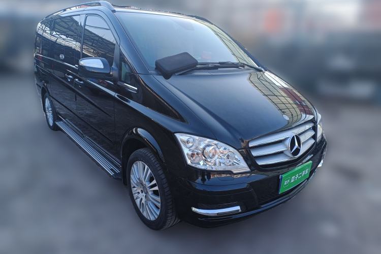 Used Mercedes-Benz Viano 2013 3.5L Haoci version Front Right 45 Deg