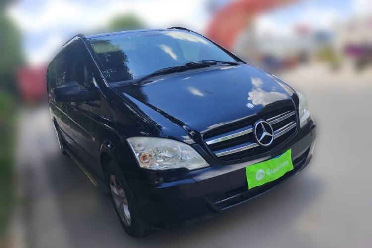 Used Mercedes-Benz Viano 2013 3.0L Navigator Edition Front Right 45 Deg