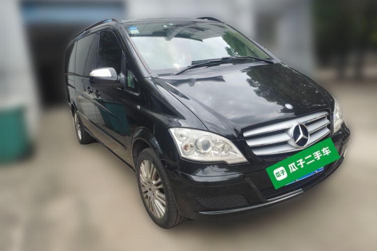 Used Mercedes-Benz Viano 2013 3.5L Haoci version Front Right 45 Deg