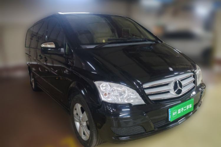 Used Mercedes-Benz Viano 2013 3.0L Comfort Edition Front Right 45 Deg