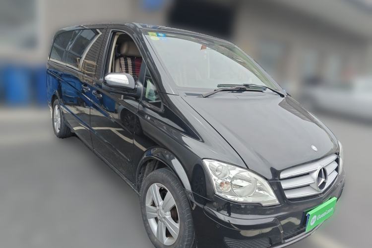 Used Mercedes-Benz Viano 2013 3.0L Comfort Edition Front Right 45 Deg