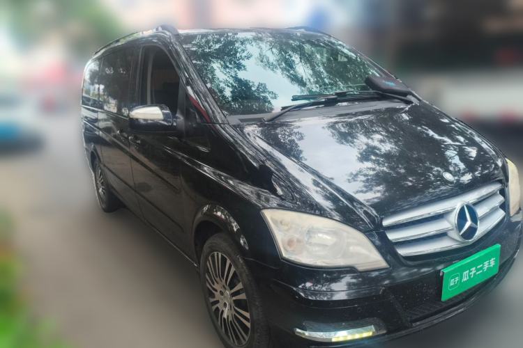 Used Mercedes-Benz Viano 2013 3.0L Comfort Edition Front Right 45 Deg