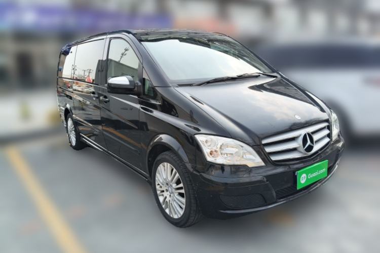 Used Mercedes-Benz Viano 2013 3.0L Comfort Edition Front Right 45 Deg