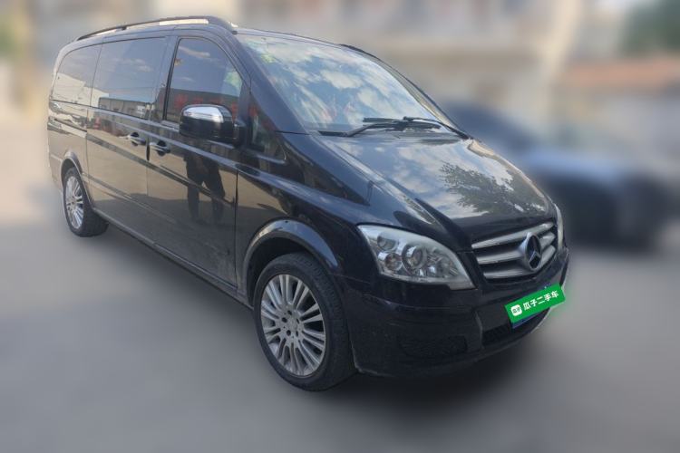 Used Mercedes-Benz Viano 2013 3.5L Haoci version Front Right 45 Deg