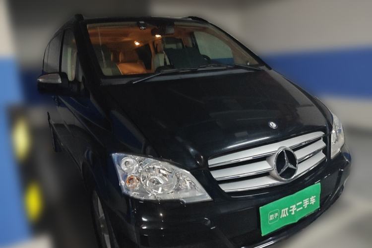 Used Mercedes-Benz Viano 2013 3.0L Comfort Edition Front Right 45 Deg