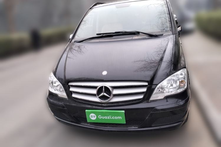 Used Mercedes-Benz Viano 2013 3.0L Hospitality Edition Front