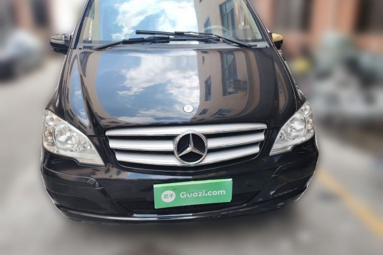 Used Mercedes-Benz Viano 2013 3.0L Hospitality Edition Front