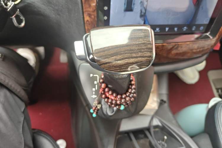 Used Mercedes-Benz Viano 2013 3.5L Haoci version Gear Lever
