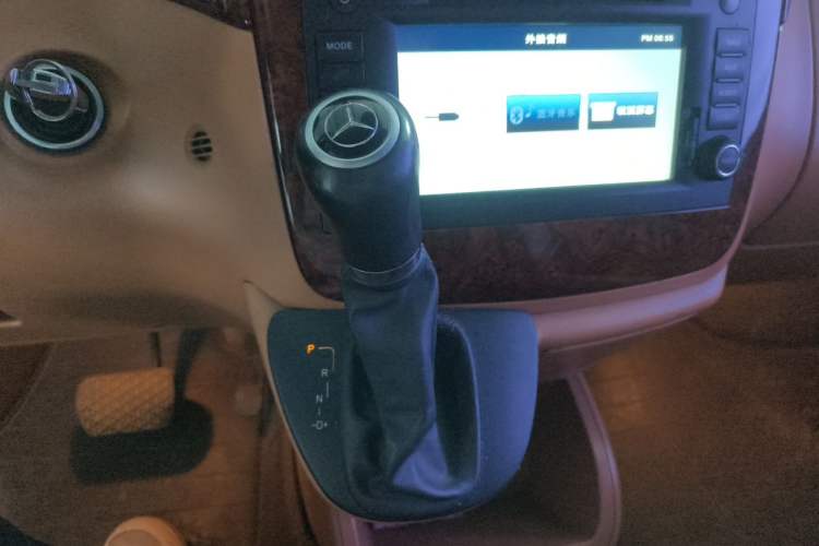 Used Mercedes-Benz Viano 2013 3.0L Navigator Edition Gear Lever
