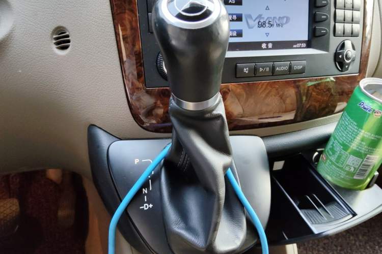 Used Mercedes-Benz Viano 2013 3.0L Comfort Edition Gear Lever