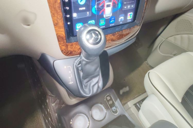 Used Mercedes-Benz Viano 2013 3.0L Navigator Edition Gear Lever