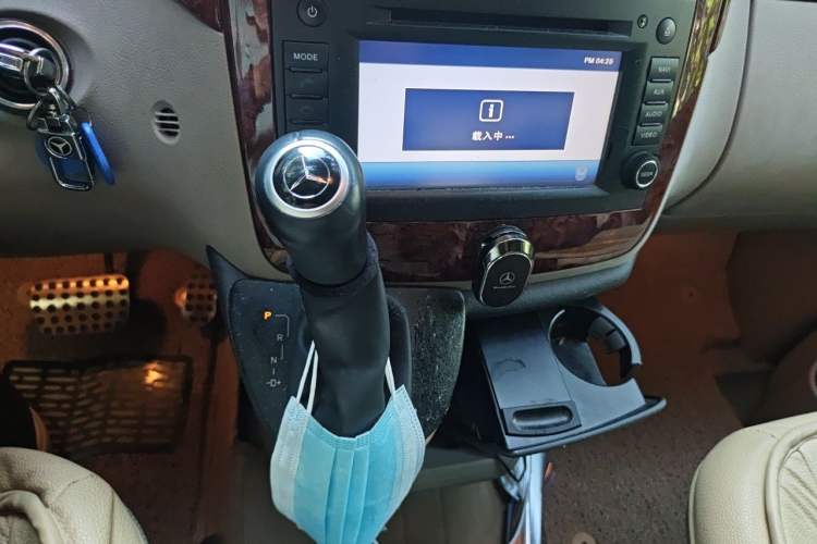 Used Mercedes-Benz Viano 2013 3.0L Navigator Edition Gear Lever