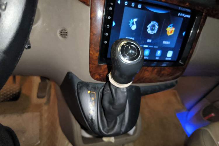 Used Mercedes-Benz Viano 2013 3.0L Comfort Edition Gear Lever