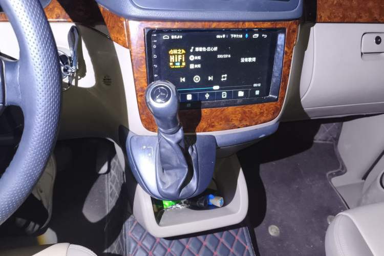 Used Mercedes-Benz Viano 2013 3.0L Comfort Edition Gear Lever