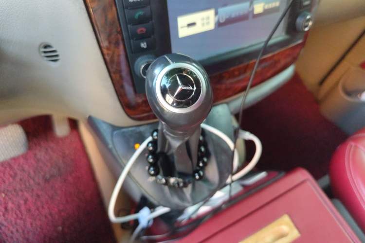 Used Mercedes-Benz Viano 2013 3.0L Navigator Edition Gear Lever