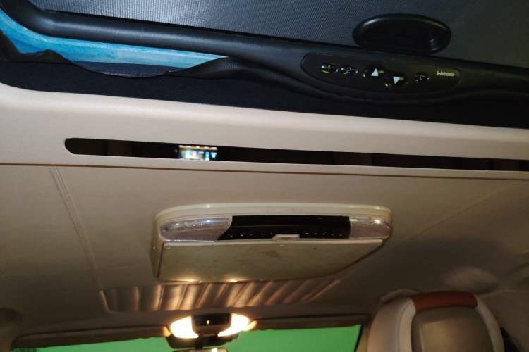 Used Mercedes-Benz Viano 2013 3.0L Navigator Edition Headliner