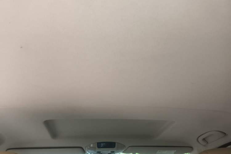Used Mercedes-Benz Viano 2013 3.0L Comfort Edition Headliner