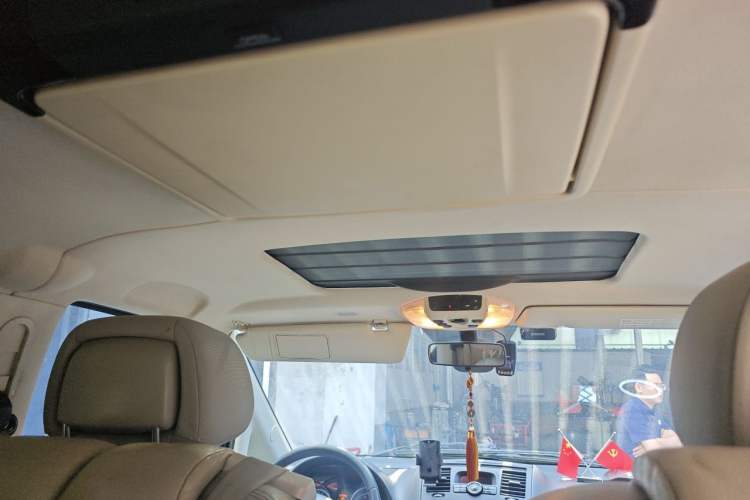 Used Mercedes-Benz Viano 2013 3.5L Haoci version Headliner