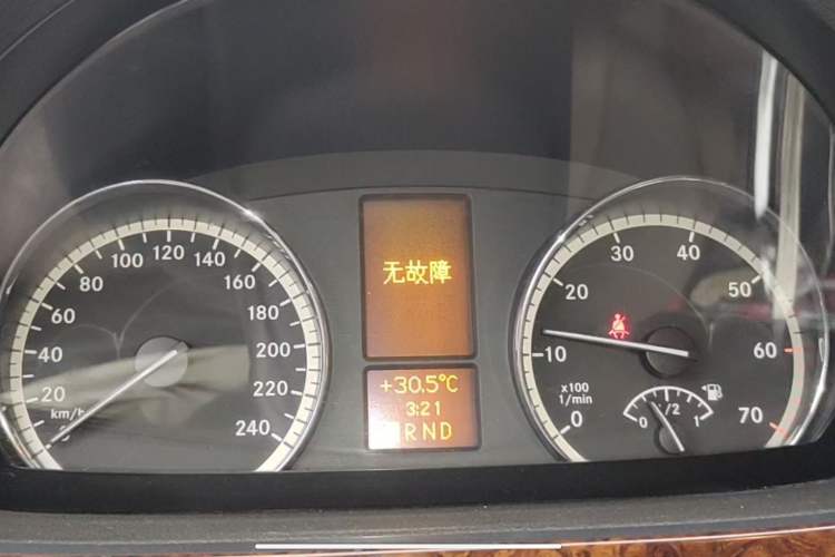 Used Mercedes-Benz Viano 2013 3.0L Comfort Edition Instrument Cluster